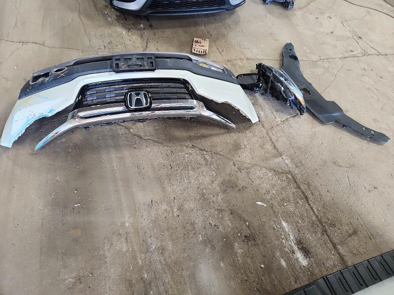 Продаж на аукціоні авто 2018 Honda Ridgeline, vin: 5FPYK3F78JB006884, номер лоту: 72001836