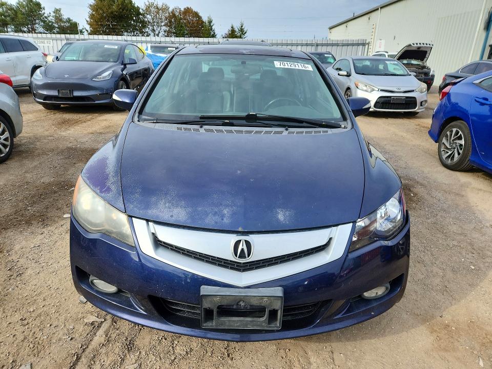 Продажа на аукционе авто 2009 Acura Csx, vin: 2HHFD56589H201777, номер лота: 70129116