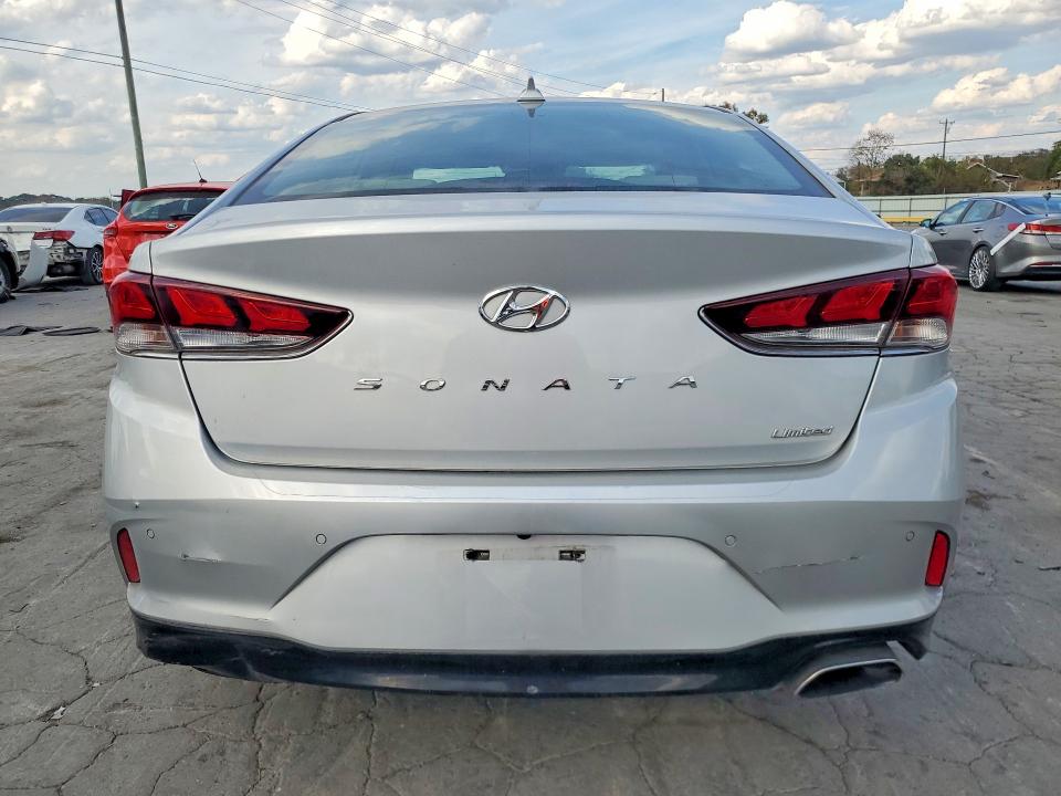 2018 Hyundai Sonata მანქანა იყიდება აუქციონზე, vin: 5NPE34AFXJH690755, აუქციონის ნომერი: 71231566