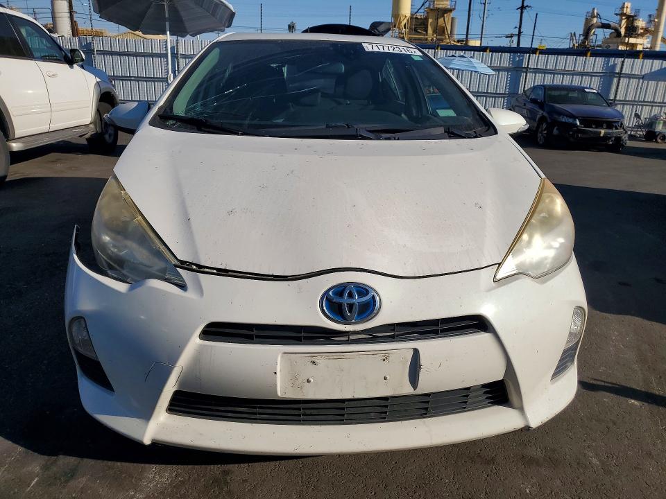 2012 Toyota Prius C მანქანა იყიდება აუქციონზე, vin: JTDKDTB37C1015681, აუქციონის ნომერი: 71772316