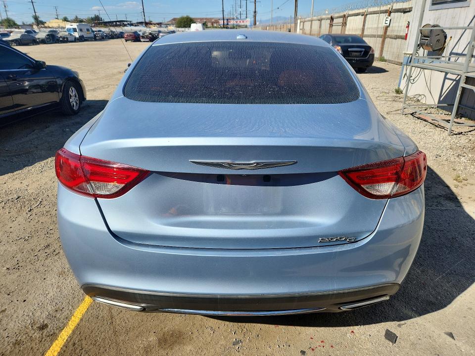 Продажа на аукционе авто 2015 Chrysler 200, vin: 1C3CCCCG6FN653673, номер лота: 71840576