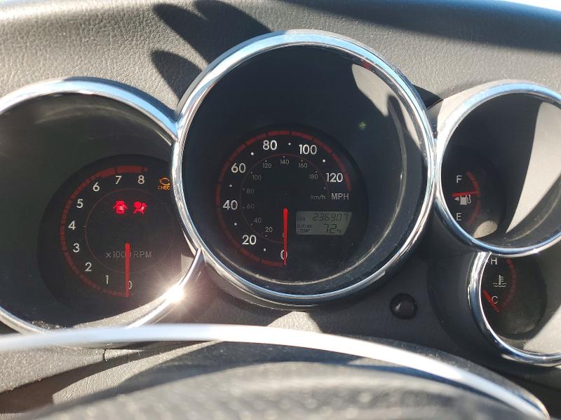 Продаж на аукціоні авто 2005 Toyota Matrix, vin: 2T1KR32E05C477033, номер лоту: 69461216