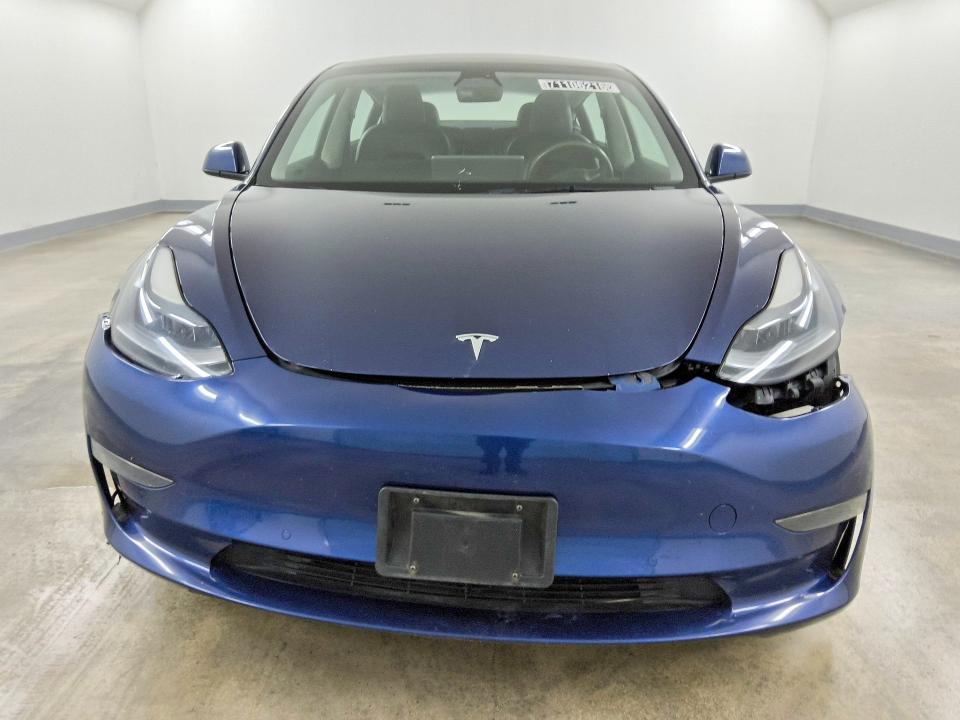 Продажа на аукционе авто 2022 Tesla Model 3, vin: 5YJ3E1EAXNF371939, номер лота: 71106216