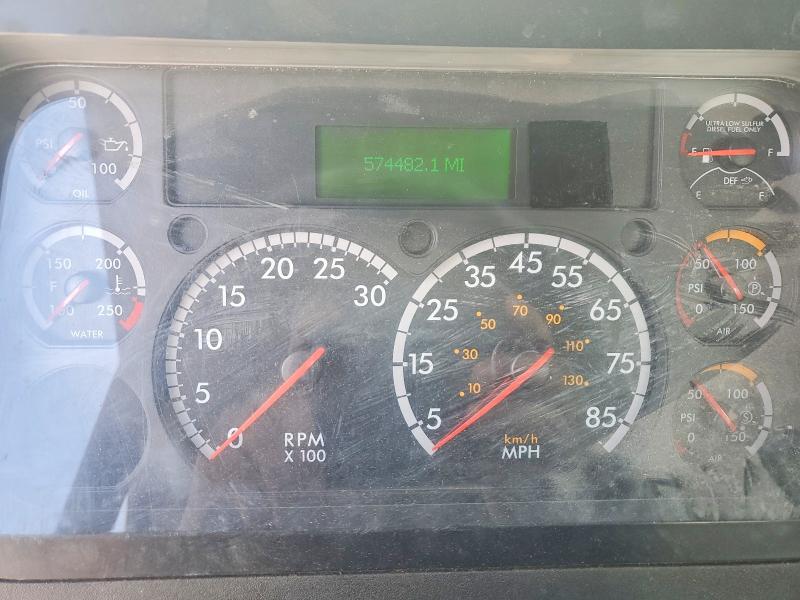 Продажа на аукционе авто 2010 Freightliner Cascadia 125, vin: 1FUJGEDR4ALAN1051, номер лота: 71556076