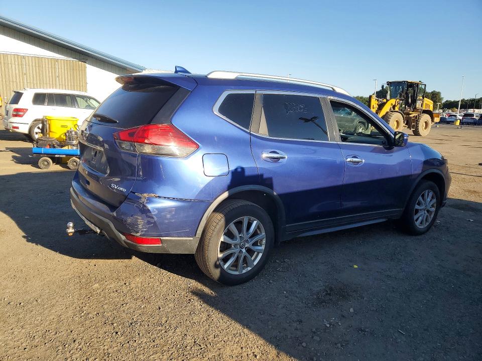 Продажа на аукционе авто 2017 Nissan Rogue, vin: KNMAT2MV4HP585424, номер лота: 72378156