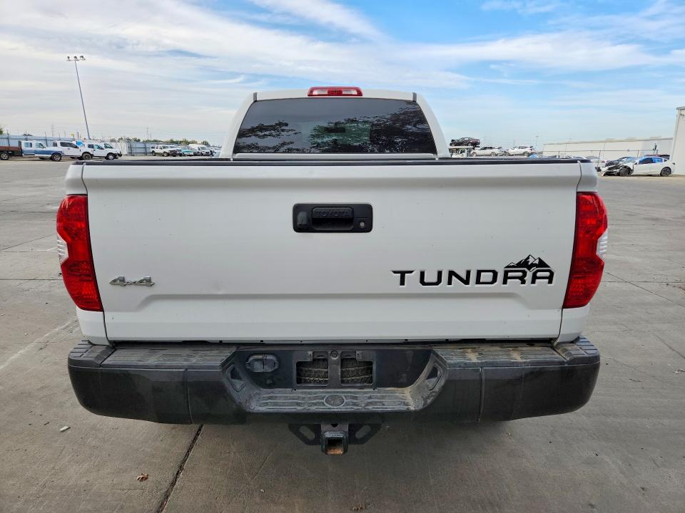 67409556 :رقم المزاد ، 5TFUM5F13HX071974 vin ، 2017 Toyota Tundra مزاد بيع