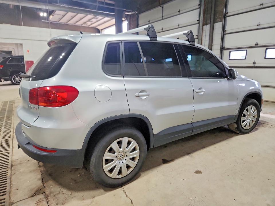 2014 Volkswagen Tiguan მანქანა იყიდება აუქციონზე, vin: WVGCV3AX9EW546193, აუქციონის ნომერი: 71356266