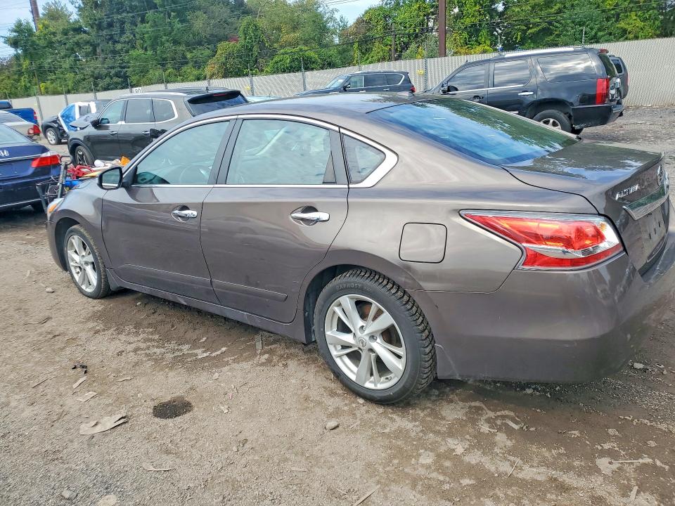 Продажа на аукционе авто 2015 Nissan Altima, vin: 1N4AL3APXFC118904, номер лота: 71196046