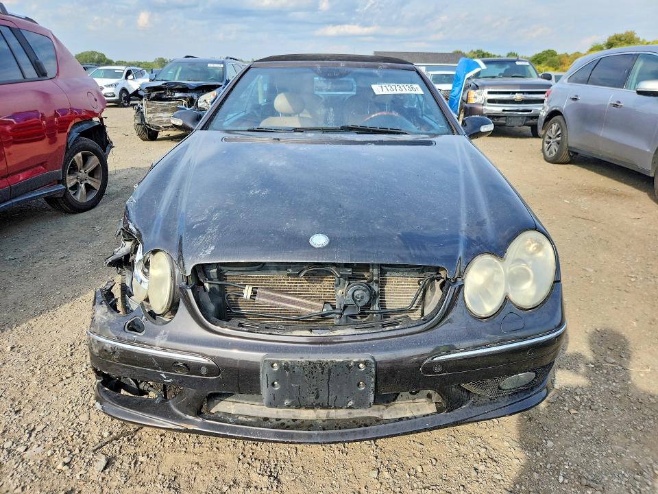 71373136 :رقم المزاد ، WDBTK75G54T032516 vin ، 2004 Mercedes-benz Clk مزاد بيع