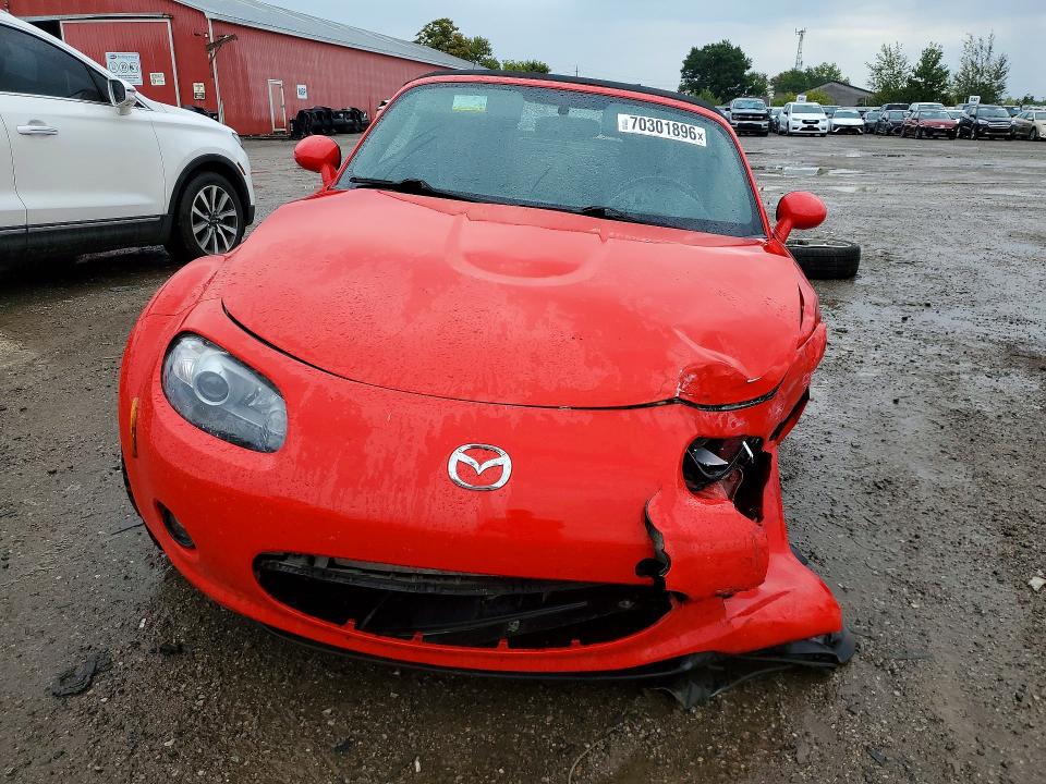 Продажа на аукционе авто 2006 Mazda Mx-5 Miata, vin: JM1NC15F060115609, номер лота: 70301896