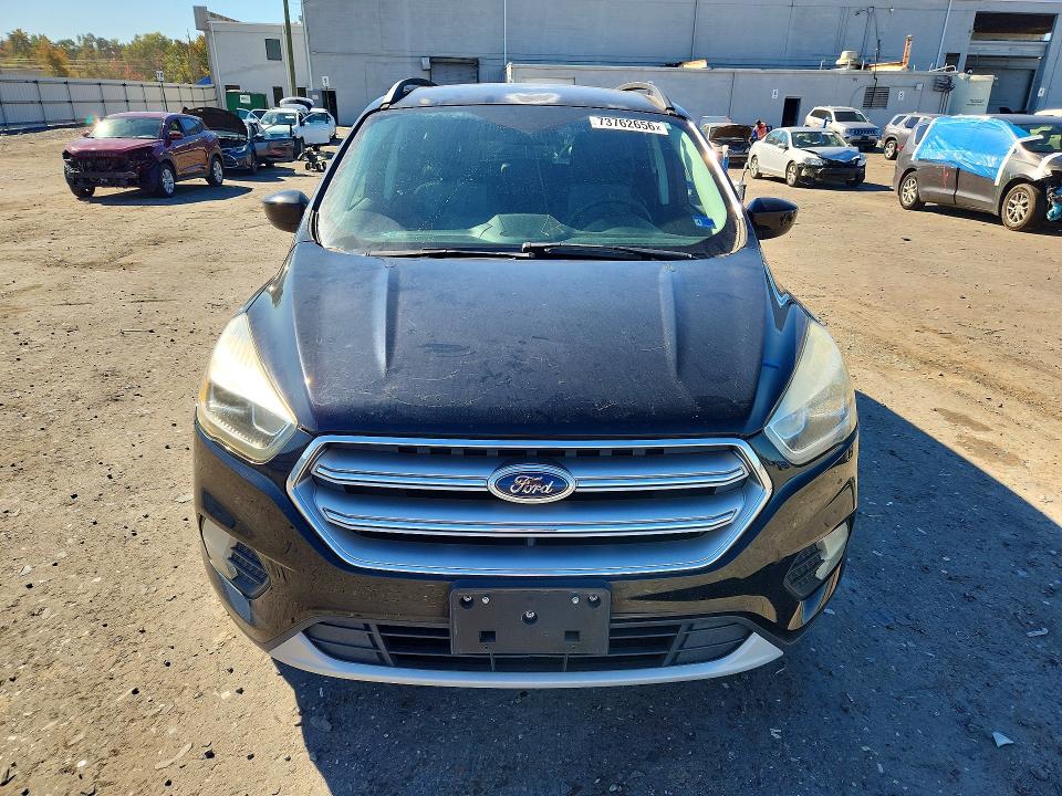 Продажа на аукционе авто 2017 Ford Escape, vin: 1FMCU0GD5HUA59622, номер лота: 73762656