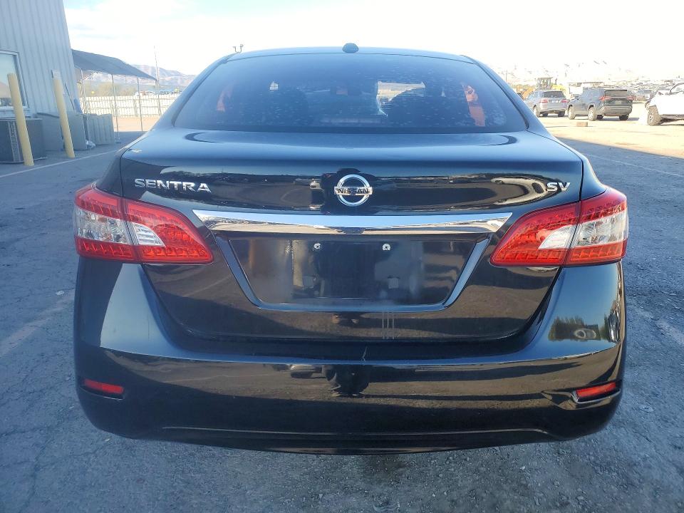 Продажа на аукционе авто 2015 Nissan Sentra, vin: 3N1AB7AP7FL685826, номер лота: 72158516