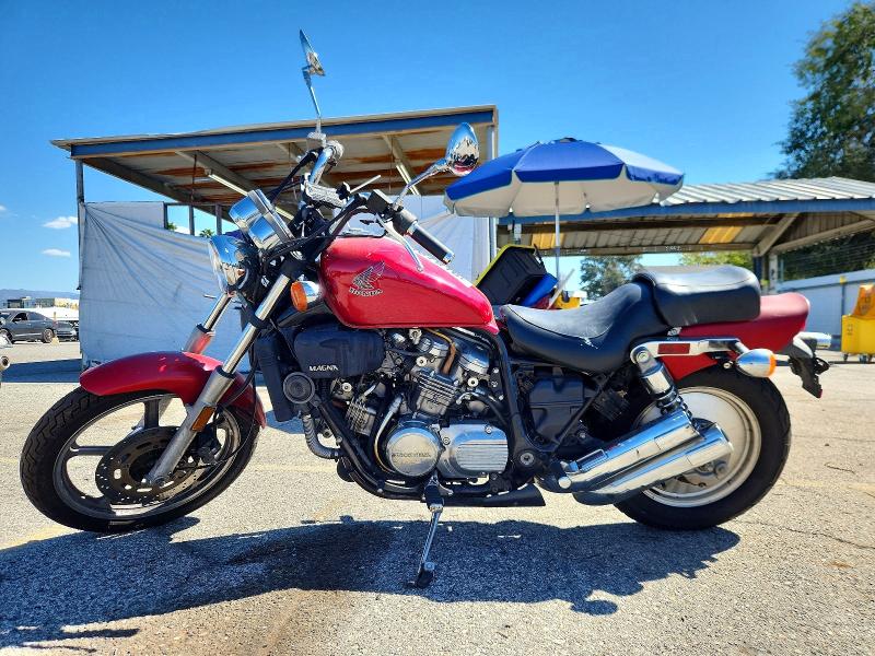 71487916 :رقم المزاد ، JH2RC2111HM300191 vin ، 1987 Honda Vf700 مزاد بيع