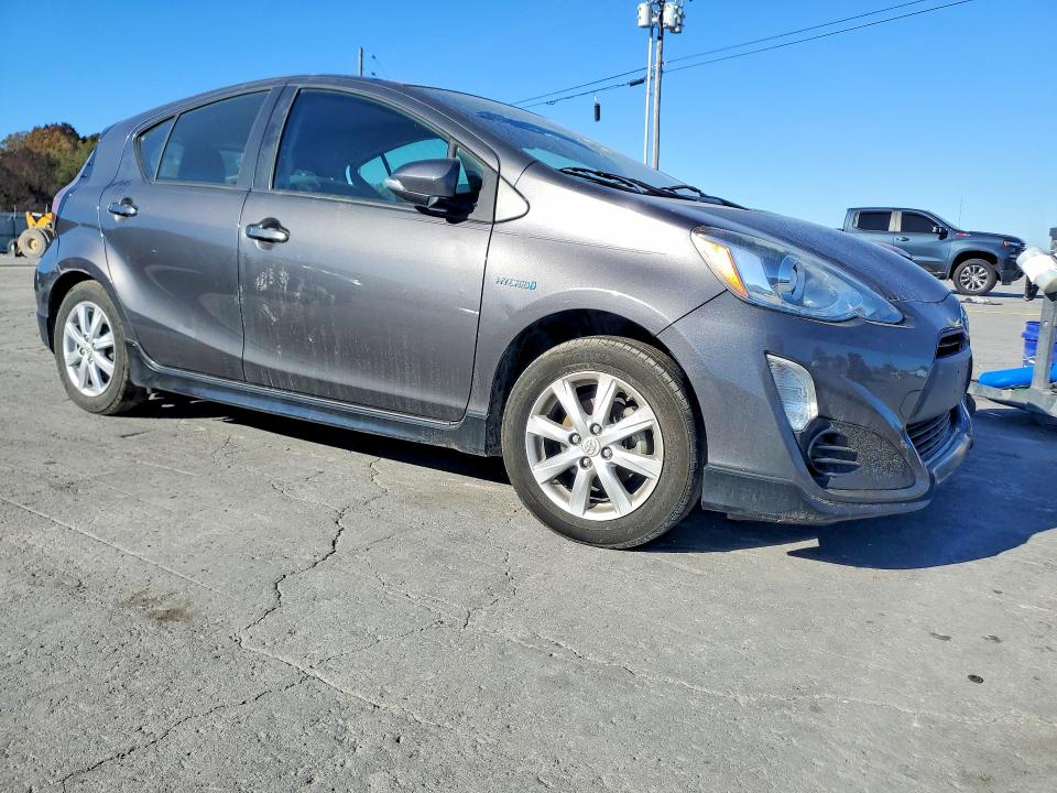 71735216 :رقم المزاد ، JTDKDTB3XH1594561 vin ، 2017 Toyota Prius C مزاد بيع