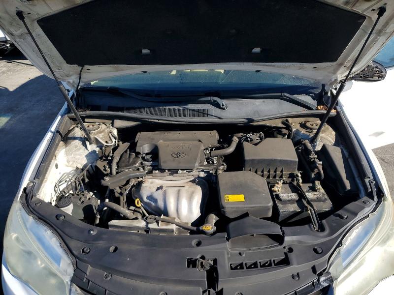 2015 Toyota Camry მანქანა იყიდება აუქციონზე, vin: 4T4BF1FK9FR443370, აუქციონის ნომერი: 71610536