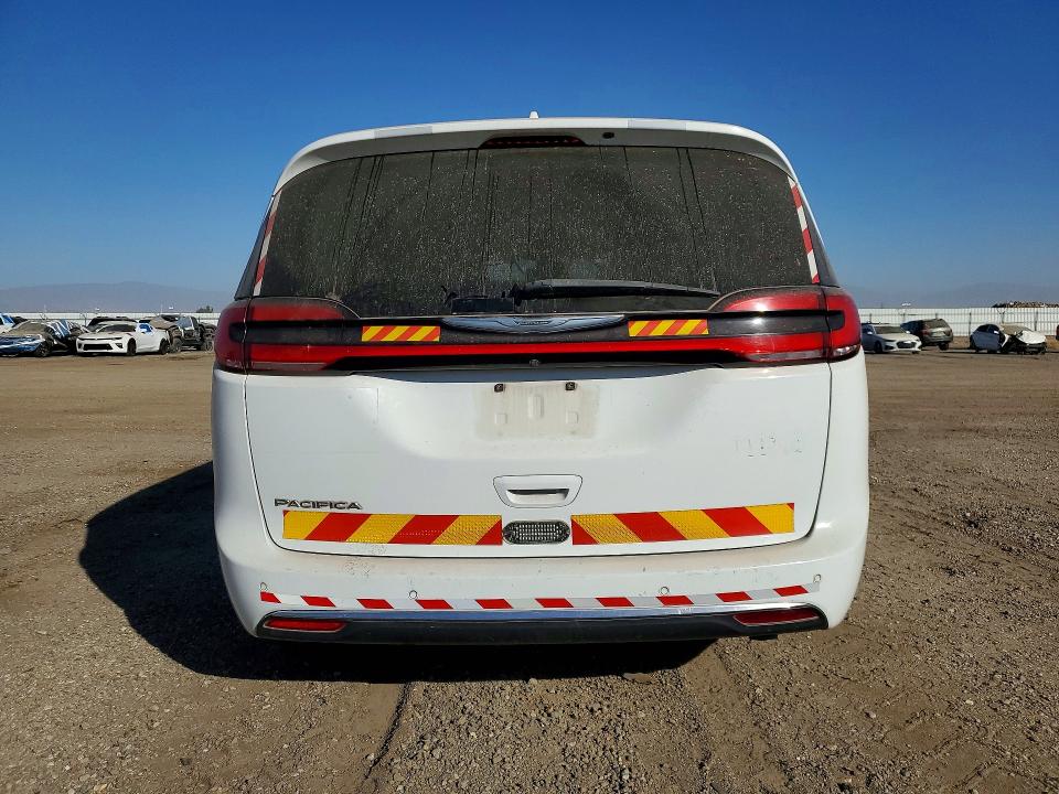 69349666 :رقم المزاد ، 2C4RC1BGXNR111358 vin ، 2022 Chrysler Pacifica مزاد بيع