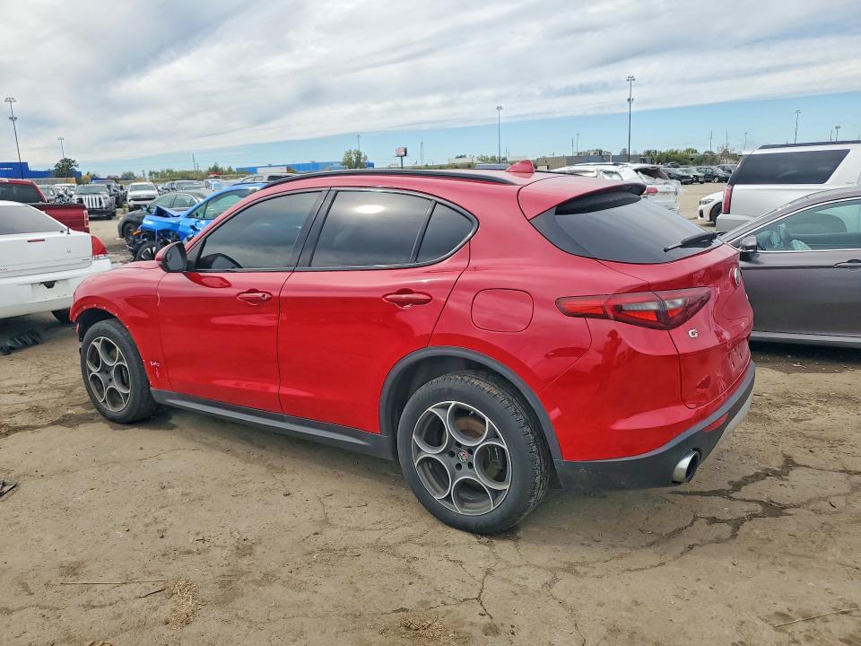 Продаж на аукціоні авто 2018 Alfa Romeo Stelvio, vin: ZASFAKPN7J7B62325, номер лоту: 71418946