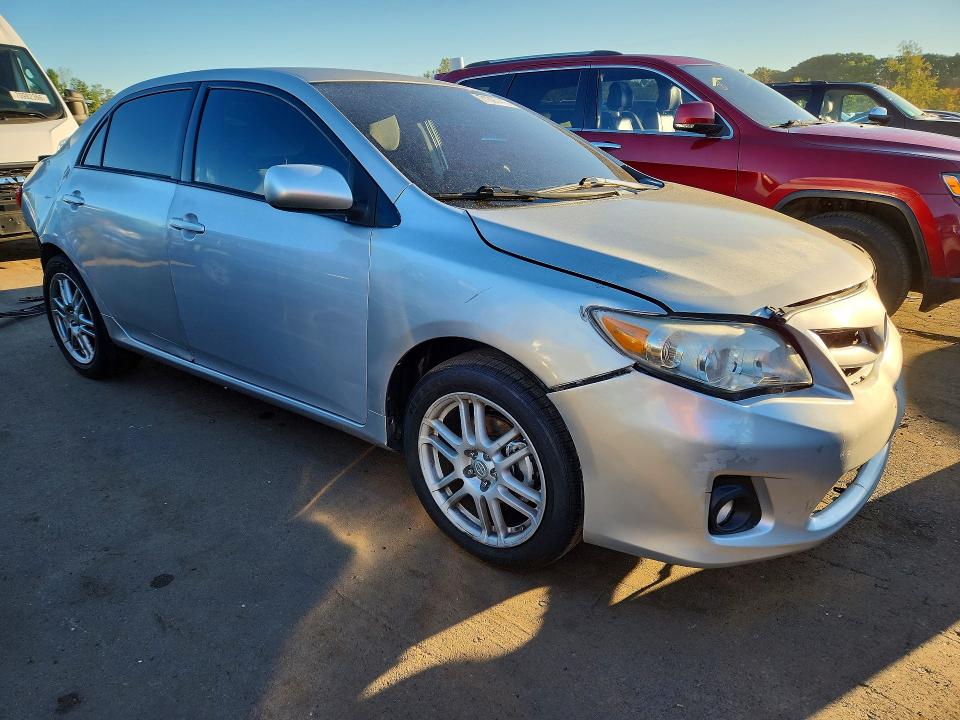 2011 Toyota Corolla მანქანა იყიდება აუქციონზე, vin: 2T1BU4EE3BC587876, აუქციონის ნომერი: 71397416