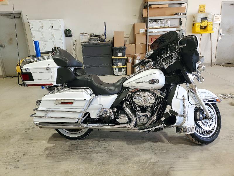 73804966 :رقم المزاد ، 1HD1FCM14CB659374 vin ، 2012 Harley-davidson Flhtcu مزاد بيع