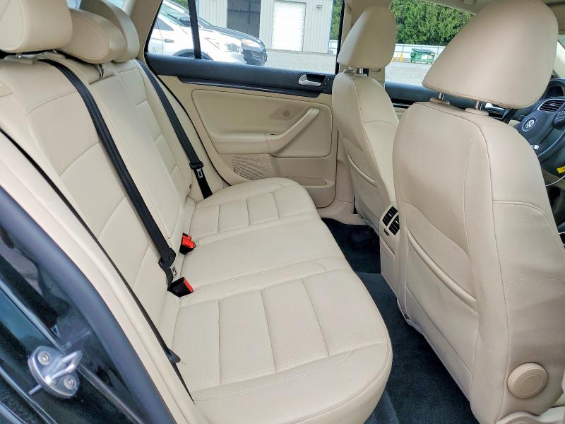 2014 Volkswagen Jetta მანქანა იყიდება აუქციონზე, vin: 3VWML7AJ5EM628663, აუქციონის ნომერი: 70531156