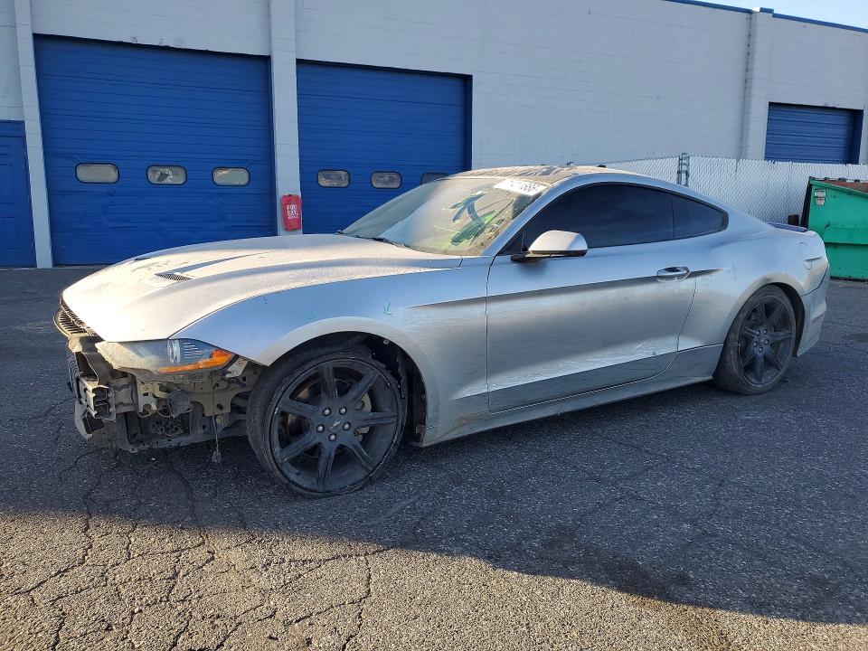 71411886 :رقم المزاد ، 1FA6P8TH4L5155055 vin ، 2020 Ford Mustang مزاد بيع