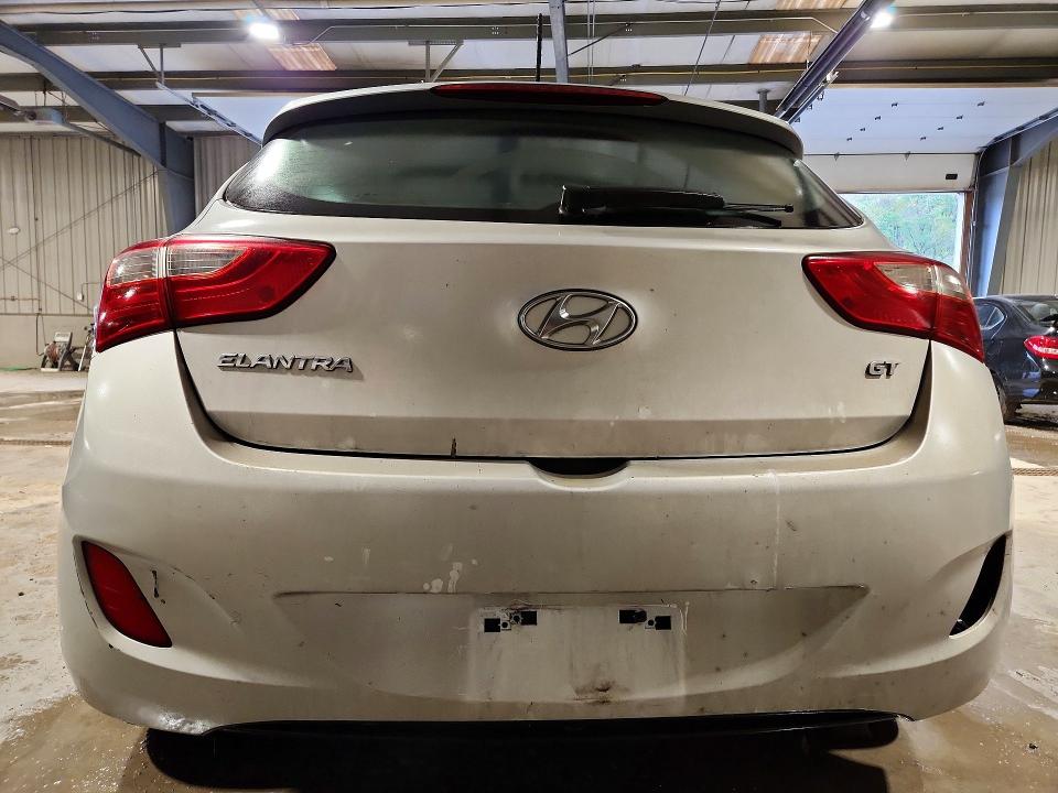 71292796 :رقم المزاد ، KMHD35LH4HU350108 vin ، 2017 Hyundai Elantra Gt مزاد بيع