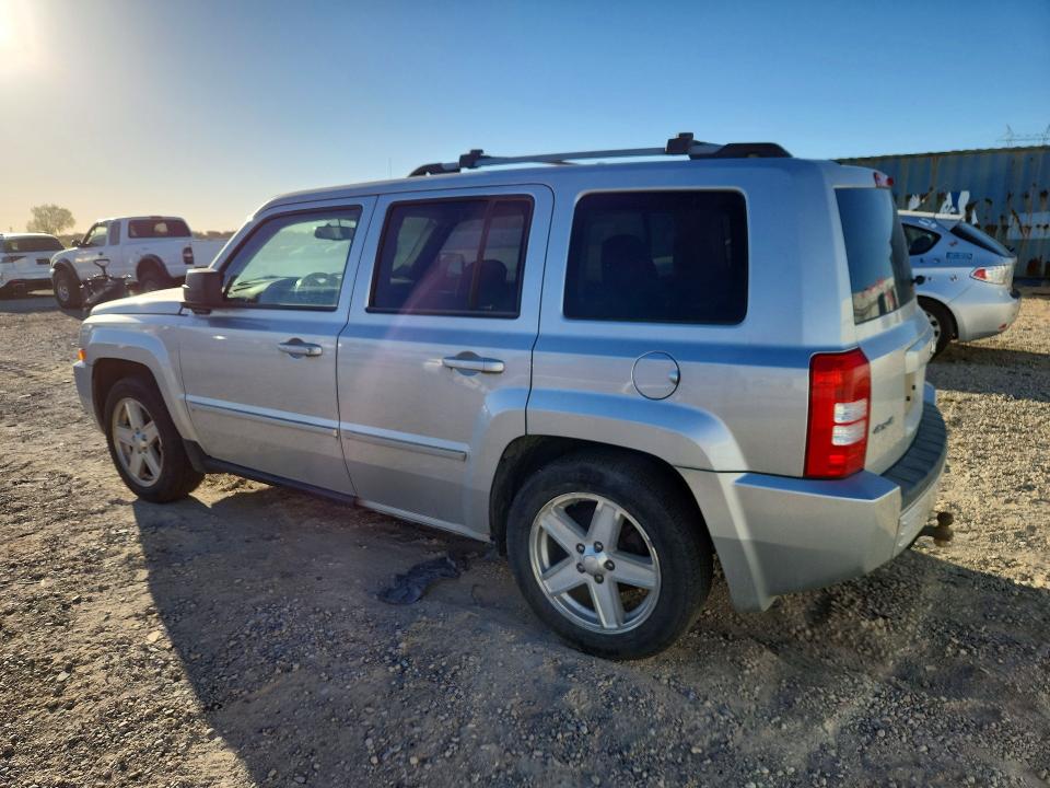 2010 Jeep Patriot მანქანა იყიდება აუქციონზე, vin: 1J4NF4GB0AD505334, აუქციონის ნომერი: 71068296