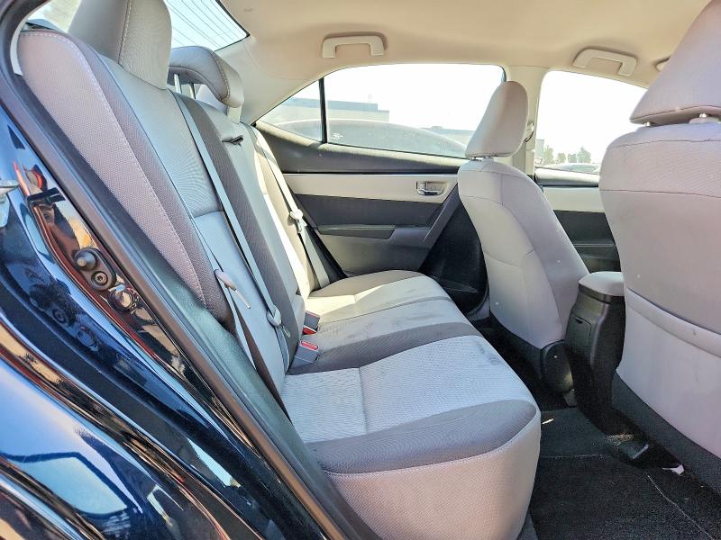71210126 :رقم المزاد ، 5YFBURHE8HP733240 vin ، 2017 Toyota Corolla مزاد بيع