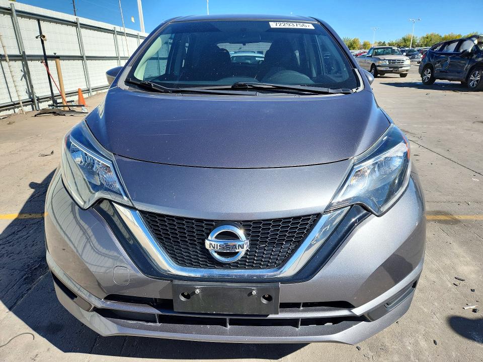 72293756 :رقم المزاد ، 3N1CE2CP6JL356205 vin ، 2018 Nissan Versa Note مزاد بيع