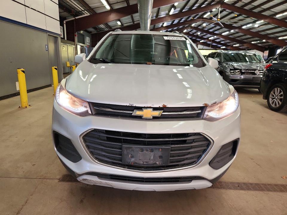 72945636 :رقم المزاد ، 3GNCJPSB5HL175996 vin ، 2017 Chevrolet Trax مزاد بيع
