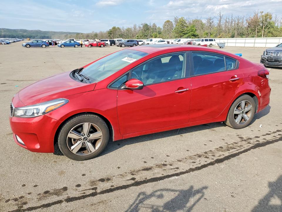 2018 Kia Forte მანქანა იყიდება აუქციონზე, vin: 3KPFL4A79JE243125, აუქციონის ნომერი: 71680866