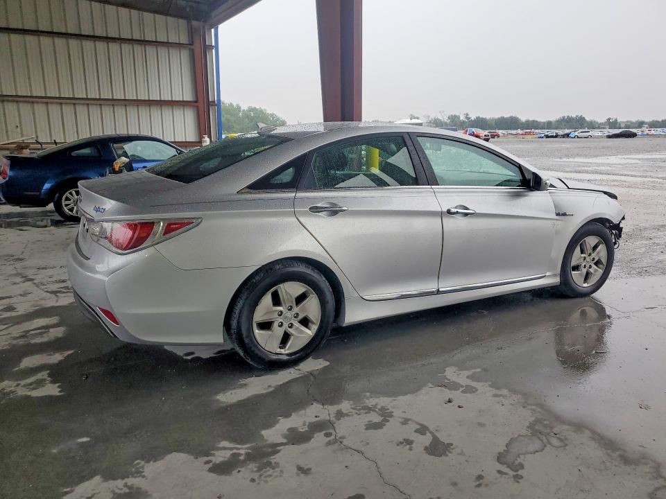 Auction sale of the 2011 Hyundai Sonata, vin: KMHEC4A44BA005152, lot number: 71912866