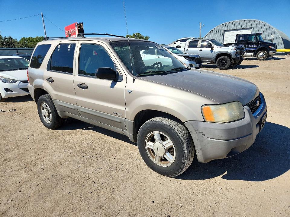 2001 Ford Escape მანქანა იყიდება აუქციონზე, vin: 1FMYU03161KA99713, აუქციონის ნომერი: 72247076