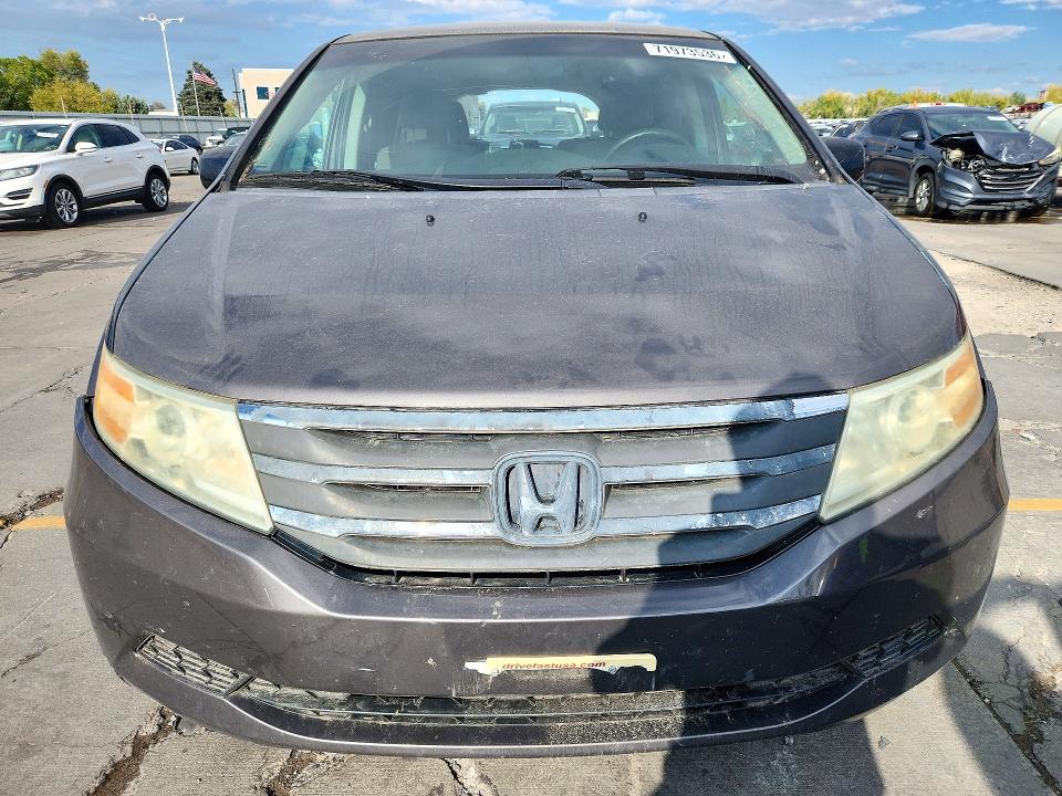 71973536 :رقم المزاد ، 5FNRL5H43BB045389 vin ، 2011 Honda Odyssey مزاد بيع