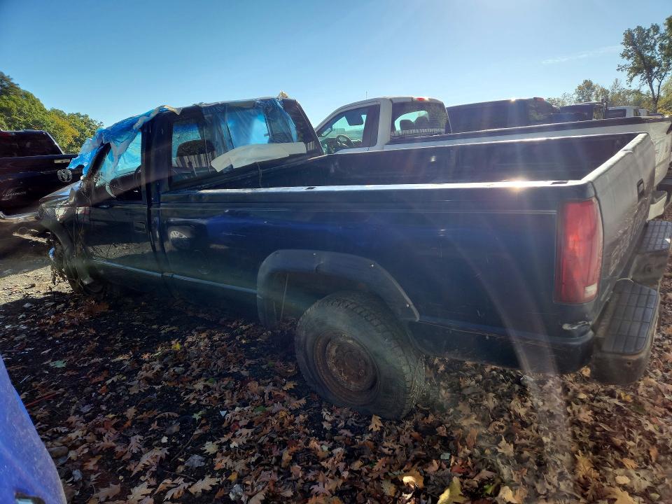68995836 :رقم المزاد ، 1GCGC24R7XR718287 vin ، 1999 Chevrolet Gmt-400 مزاد بيع