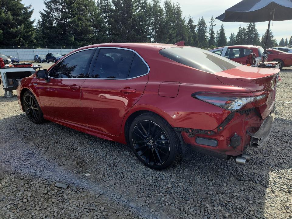 70739946 :رقم المزاد ، 4T1K31AK1MU030611 vin ، 2021 Toyota Camry مزاد بيع
