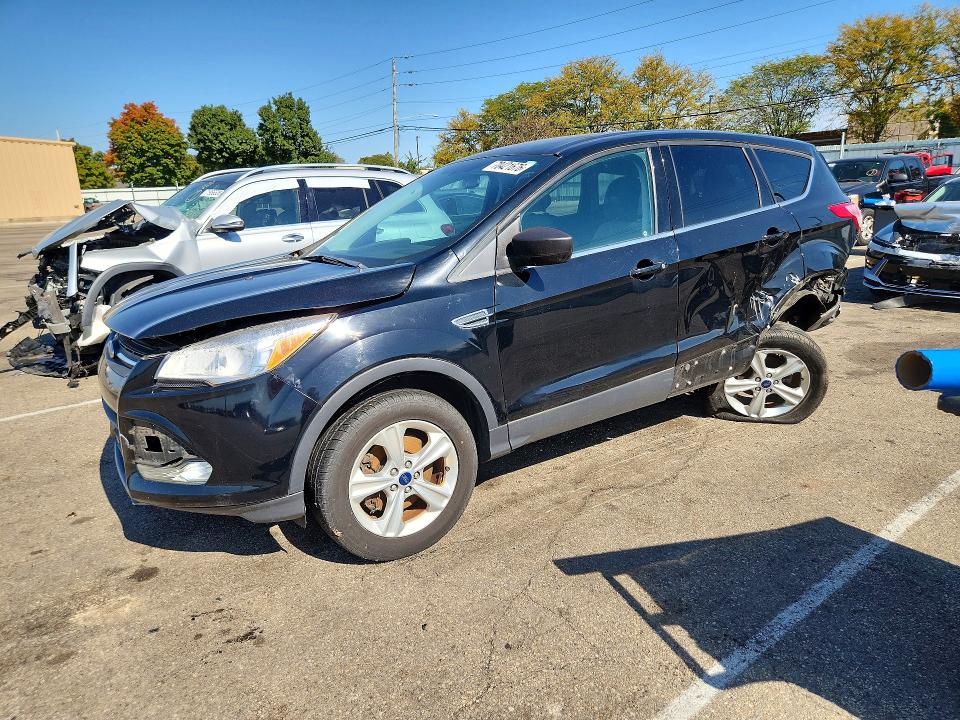 Продажа на аукционе авто 2016 Ford Escape, vin: 1FMCU9G9XGUA48470, номер лота: 70421676