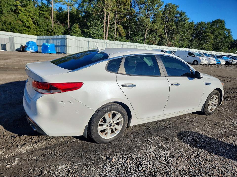 Aukcja sprzedaży 2017 Kia Optima, vin: 5XXGT4L33HG157180, numer aukcji: 71962756