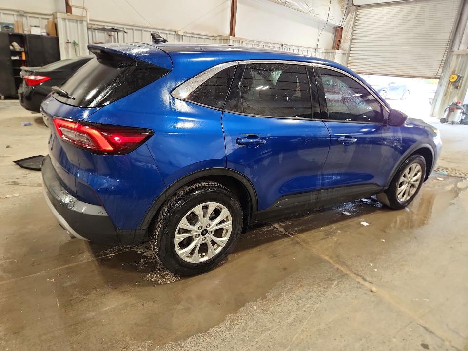 2023 Ford Escape მანქანა იყიდება აუქციონზე, vin: 1FMCU0GN5PUA14056, აუქციონის ნომერი: 72428656