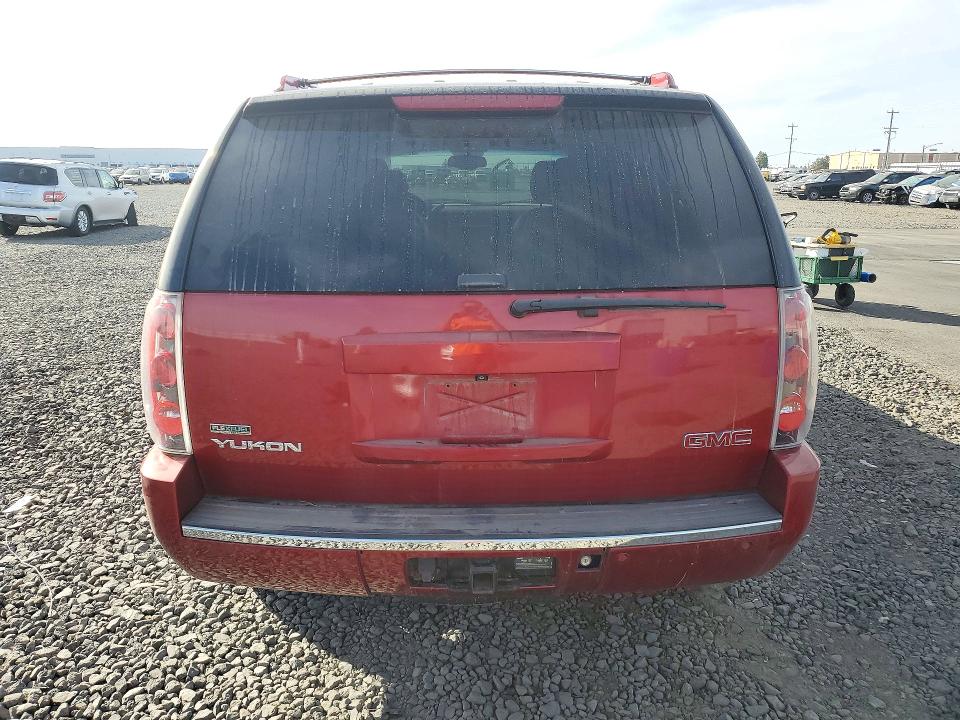 72113606 :رقم المزاد ، 1GKS2EEF2CR324911 vin ، 2012 Gmc Yukon مزاد بيع