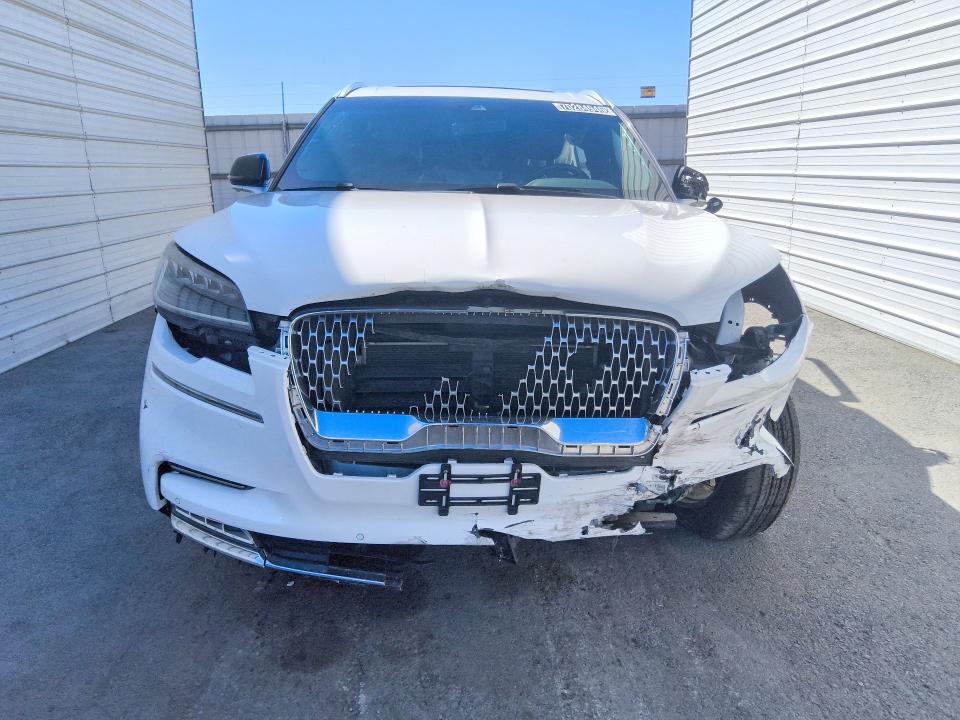 Продажа на аукционе авто 2020 Lincoln Aviator, vin: 5LM5J7XC4LGL11009, номер лота: 70284946