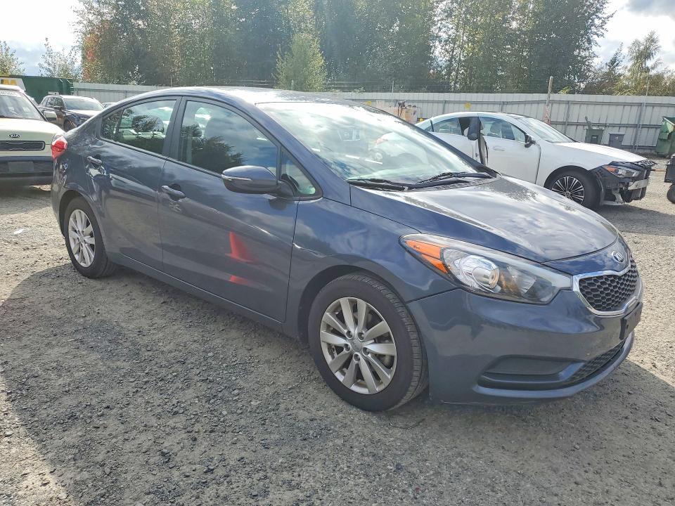 2014 Kia Forte მანქანა იყიდება აუქციონზე, vin: KNAFX4A66E5222467, აუქციონის ნომერი: 71784056