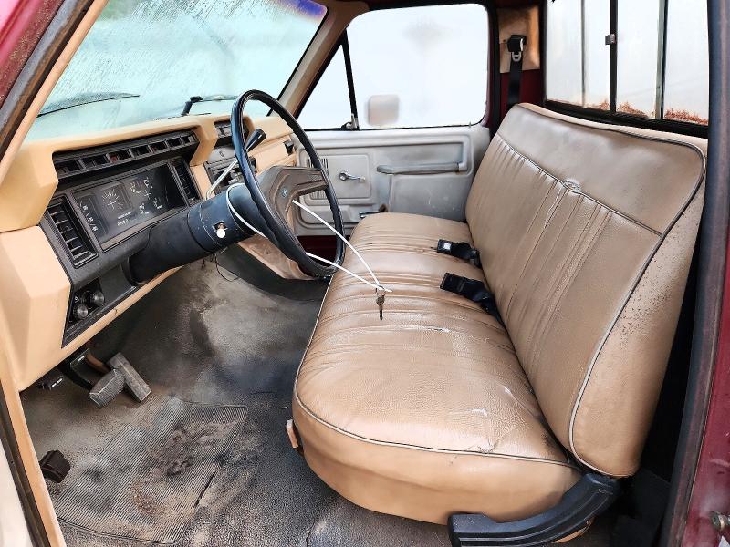 71393336 :رقم المزاد ، 1FTDF15N4FNA37848 vin ، 1985 Ford F150 مزاد بيع