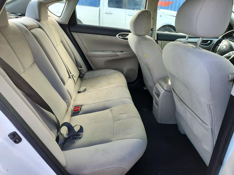 2015 Nissan Sentra მანქანა იყიდება აუქციონზე, vin: 3N1AB7AP1FY235415, აუქციონის ნომერი: 71724006