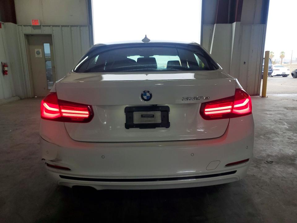 72588826 :رقم المزاد ، WBA8E1C53JA179998 vin ، 2018 Bmw 330e مزاد بيع