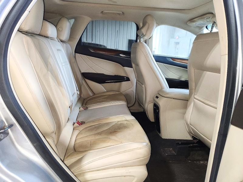 Продажа на аукционе авто 2015 Lincoln Mkc, vin: 5LMTJ2AH8FUJ44786, номер лота: 71989306