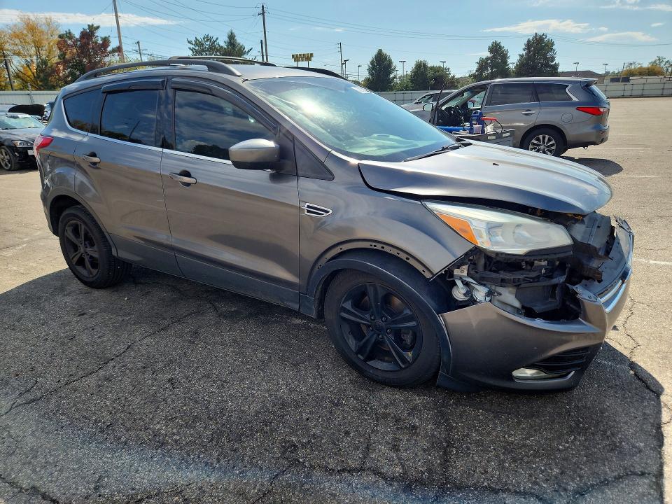 72120396 :رقم المزاد ، 1FMCU0G95DUC10304 vin ، 2013 Ford Escape مزاد بيع