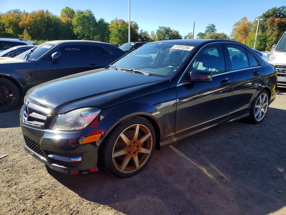 Продаж на аукціоні авто 2014 Mercedes-benz C, vin: WDDGF8AB5EA959624, номер лоту: 72181256