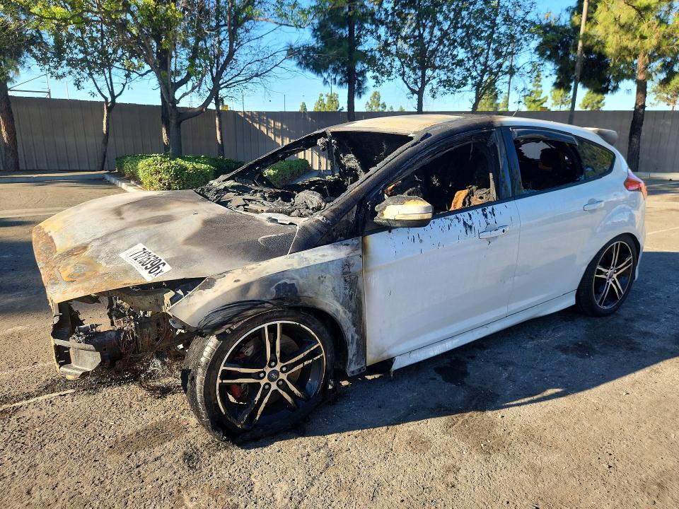 Aukcja sprzedaży 2015 Ford Focus, vin: 1FADP3L99FL358106, numer aukcji: 71215396