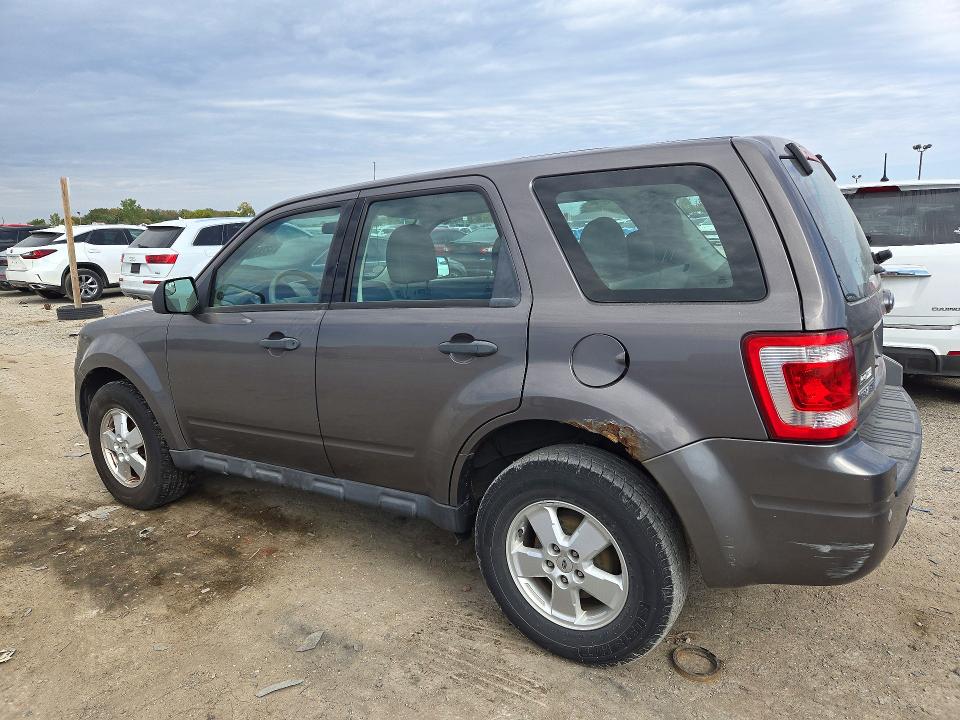 2012 Ford Escape მანქანა იყიდება აუქციონზე, vin: 1FMCU0C78CKC15687, აუქციონის ნომერი: 72244536